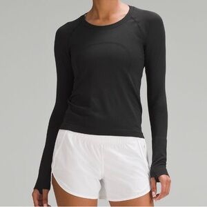 Women’s Lululemon Black Swiftly Long Sleeve Shirt